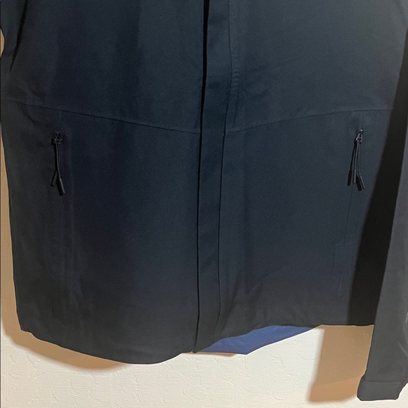 NWT All In Motion Rain Lightweight Jacket Size S - Picture 5 of 14